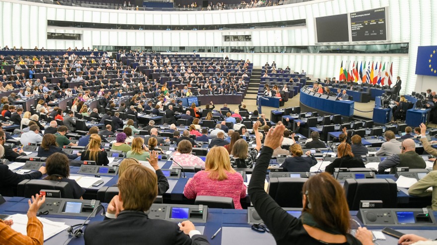 Decyzja o powiększeniu składu PE zapadła 515 głosami za, przy 74 przeciw i 44 głosach wstrzymujących się.;  fot. © European Union 2023 - Source : EP